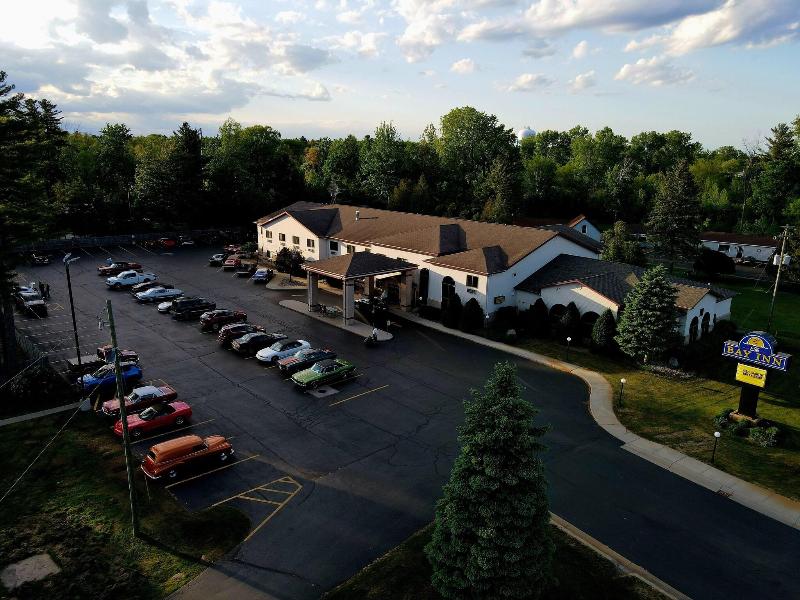 Bay Inn - photo 8