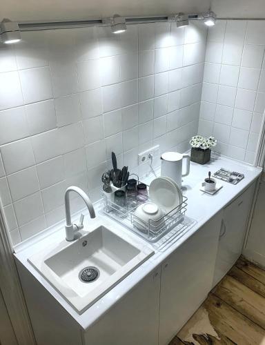 M1 Apartment
