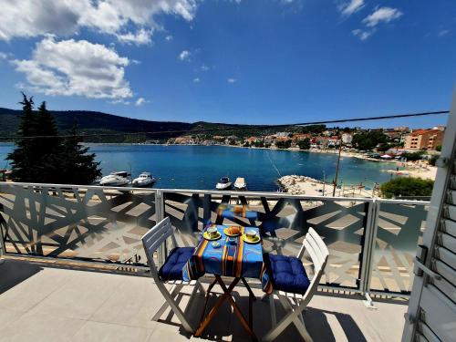 Villa Sunshine Baum — 4-Star Luxury Hotel in Marina, Croatia
