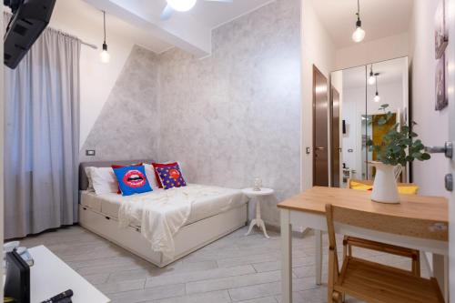 Stanza Comoda E Silenziosa Con Bagno Privato E Area Lavoro E Relax — Rome