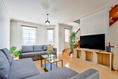 3 Bedroom House in Ultimo Good for 10 Guests — 4-Star Luxury Hotel in Sydney, Australia