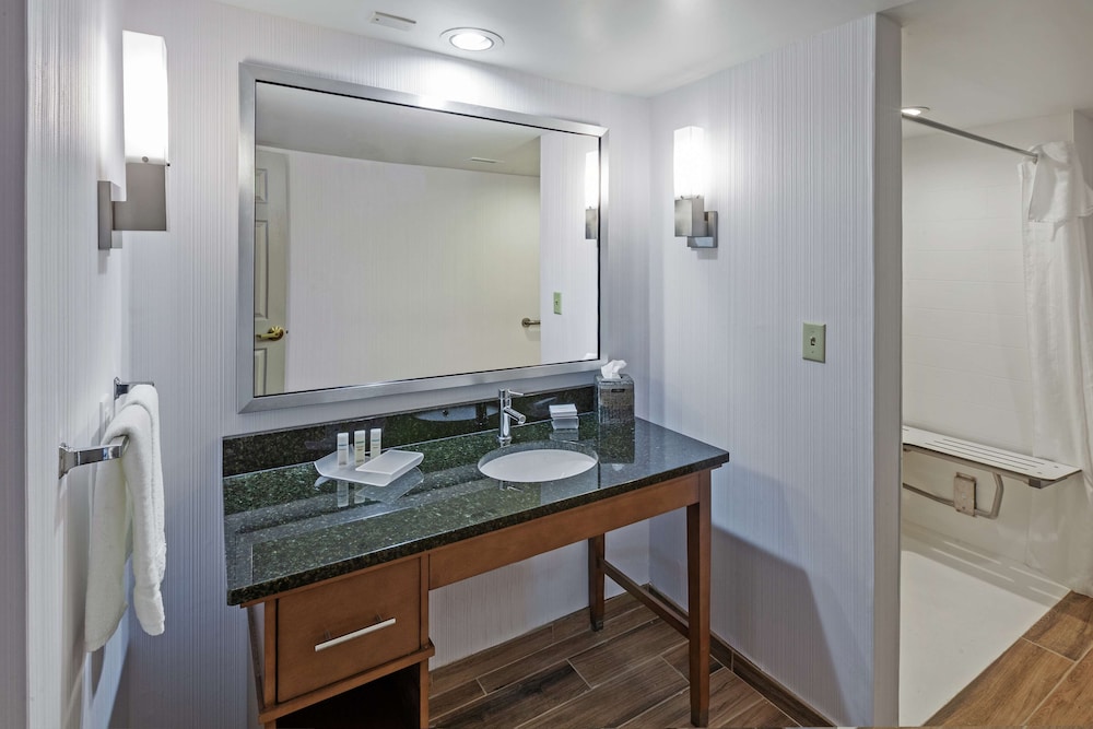 Homewood Suites by Hilton Greensboro - photo 25