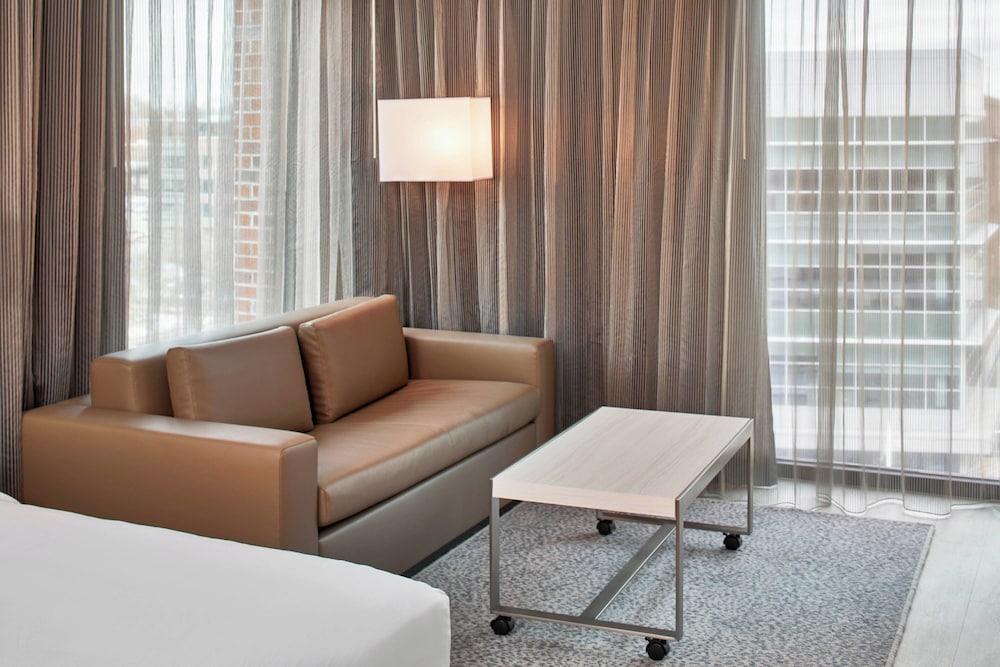 AC Hotel By Marriott Greenville - photo 9