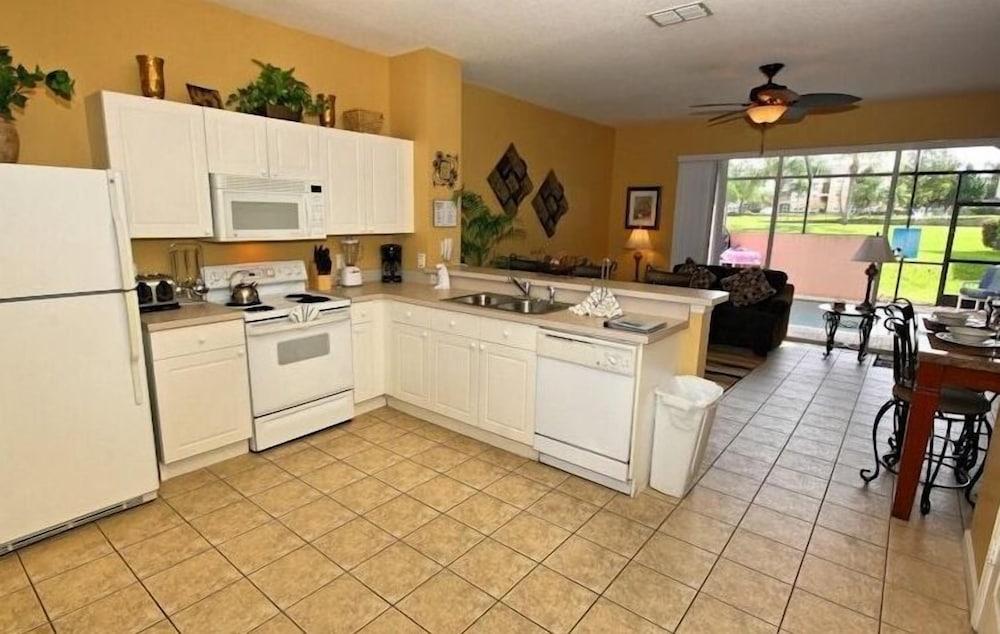 3 Bedroom 3 Bath Townhouse in Gate Resort 3 Townhouse by RedAwning - photo 6