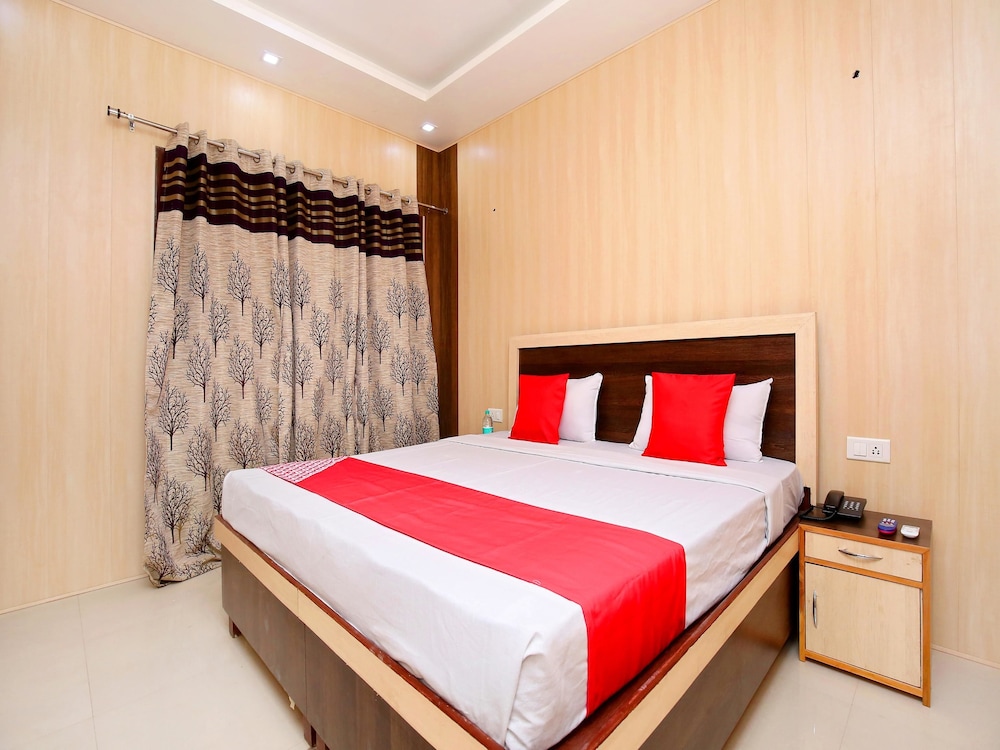 Oyo 36262 Armaan Resort — Ambala