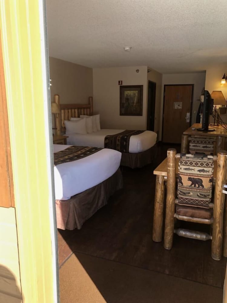 Kelly Inn West Yellowstone - photo 27