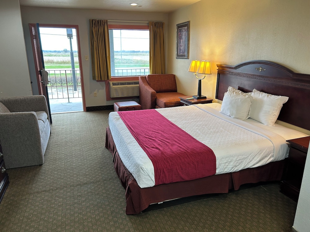 Howards Inn Motel - photo 7