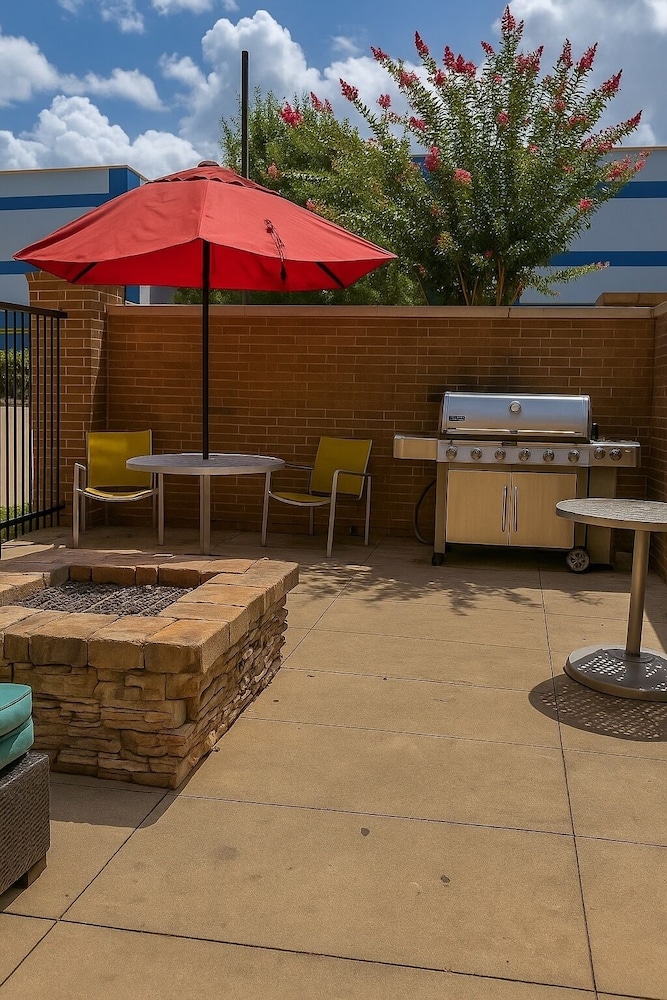 TownePlace Suites Hattiesburg - photo 26