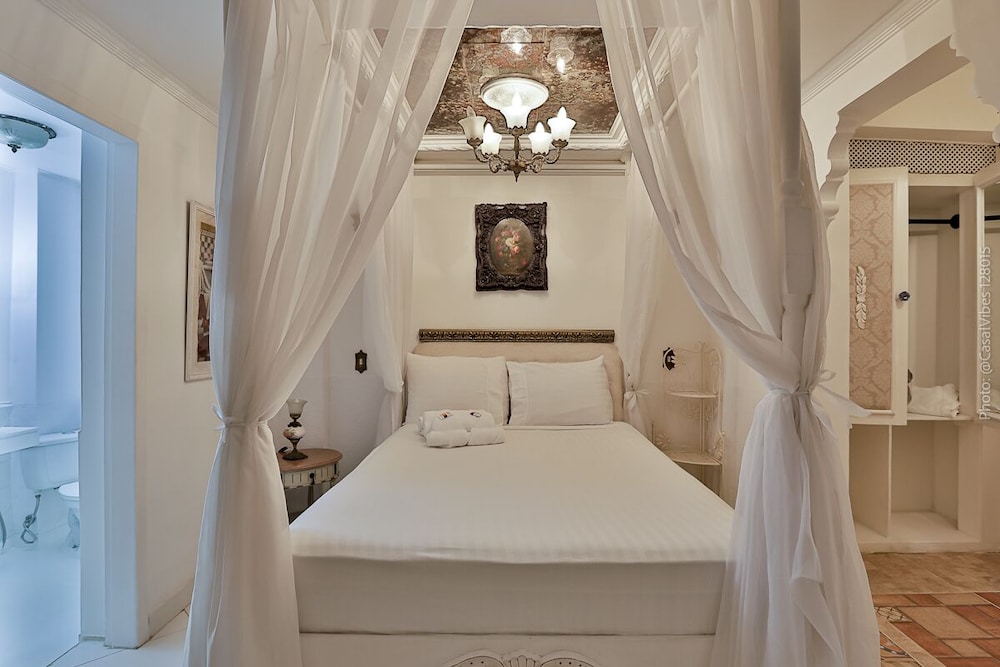RioZin Pousada Liberal Adults Only Clothing Optional — 4-Star Luxury Hotel in Rio De Janeiro, Brasil