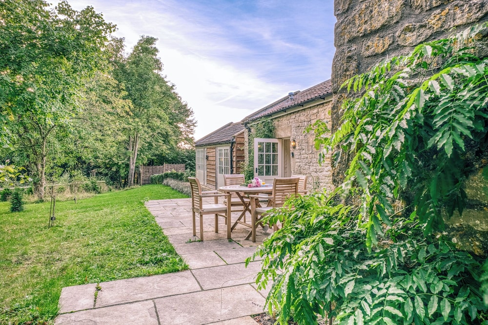 The Cider Barn Gorgeous 2BD Near Bath in Bath, United Kingdom