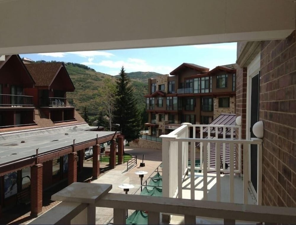 Resort Plaza 5022 2 Bedroom Condo - photo 25
