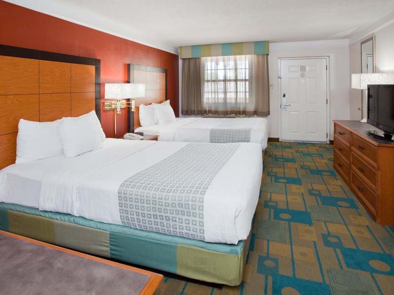 La Quinta Inn Savannah Midtown - photo 3