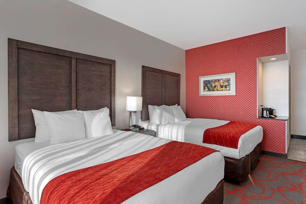 Comfort Inn & Suites near Stadium - photo 29
