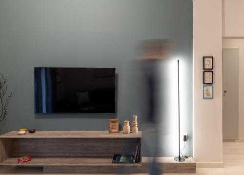 Urban Hub Downtown Balcony 200Mbps Netflix AC — 4-Star Luxury Hotel in Thessaloniki, Greece