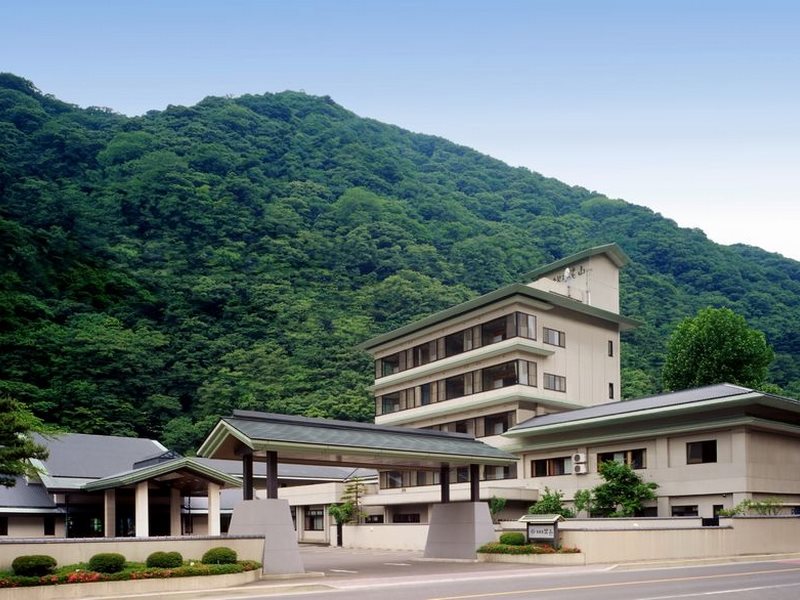 Kinranso Hanayama in Koriyama, Japan