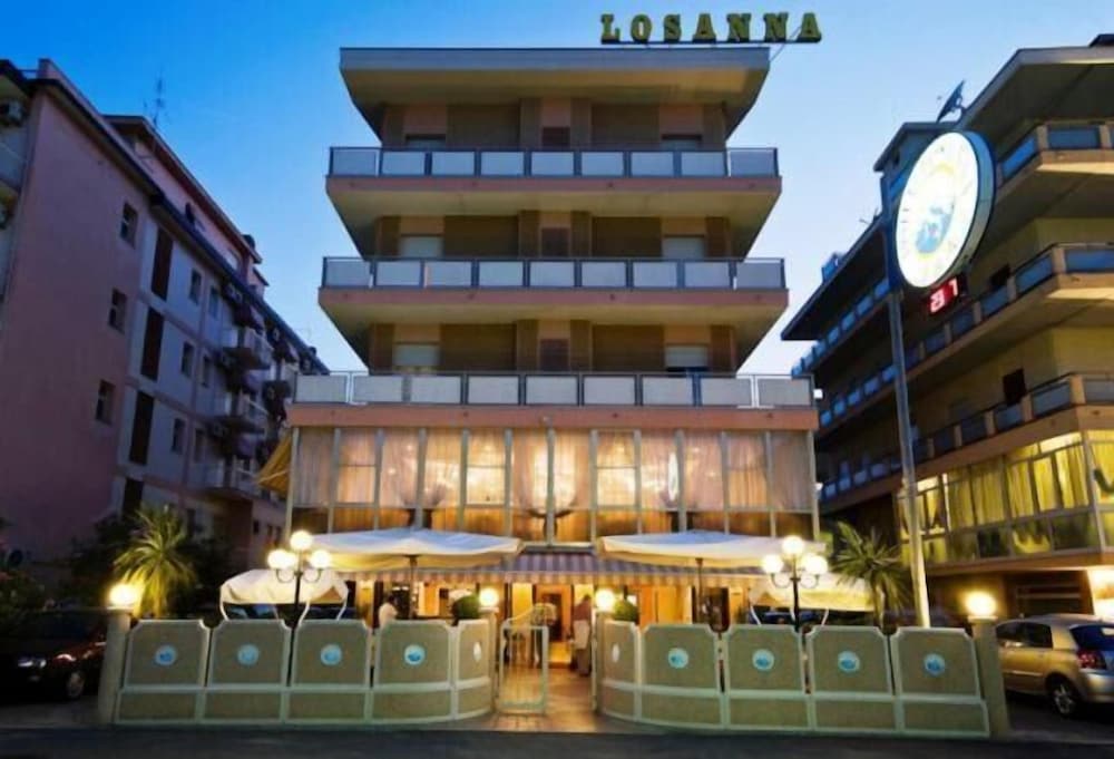 Hotel Losanna - last minute hotel in Cervia