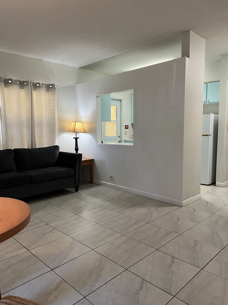 Dee Jay Beach Resort - photo 16