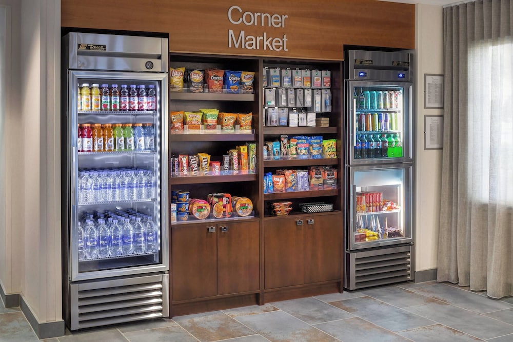 Fairfield Inn & Suites by Marriott Napa American Canyon - photo 18
