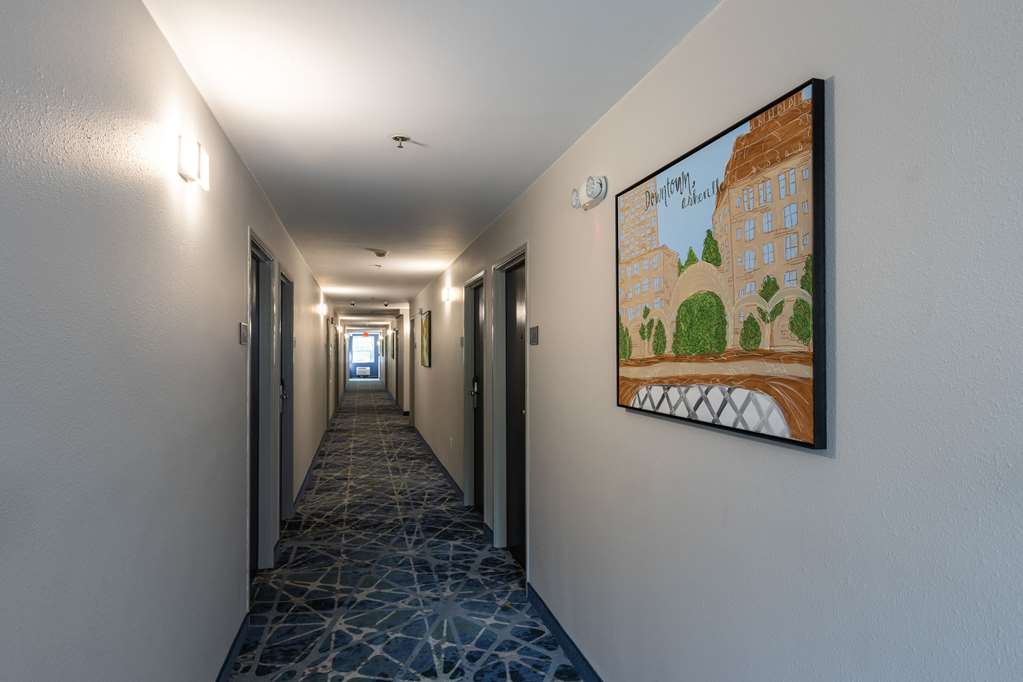 Rodeway Inn & Suites near Outlet Mall Asheville - photo 8
