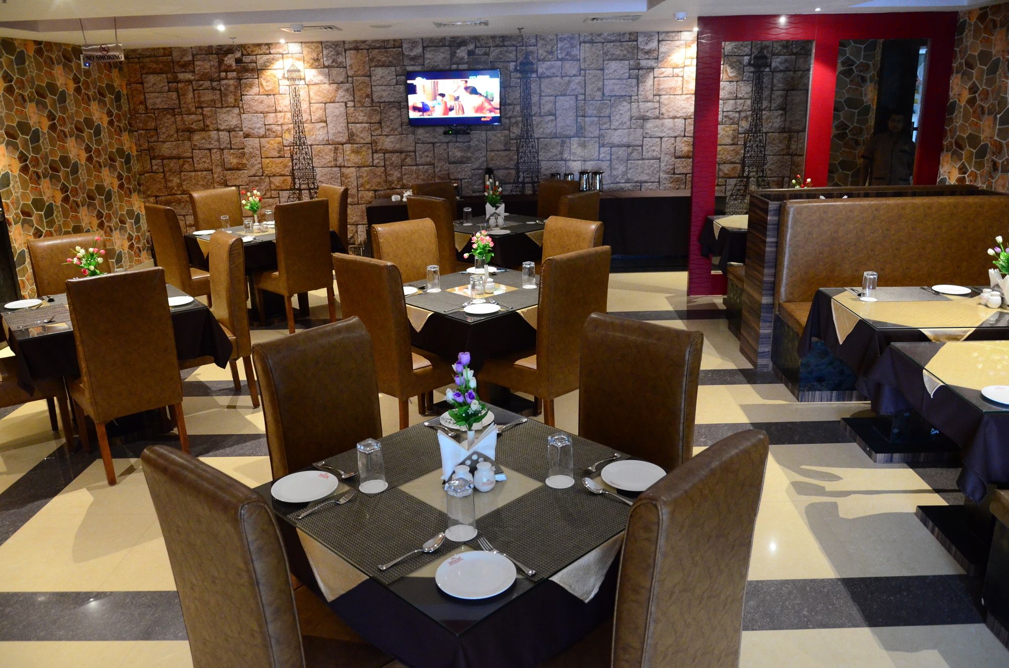 Sapphire Plaza — hotel in Bhubaneshwar