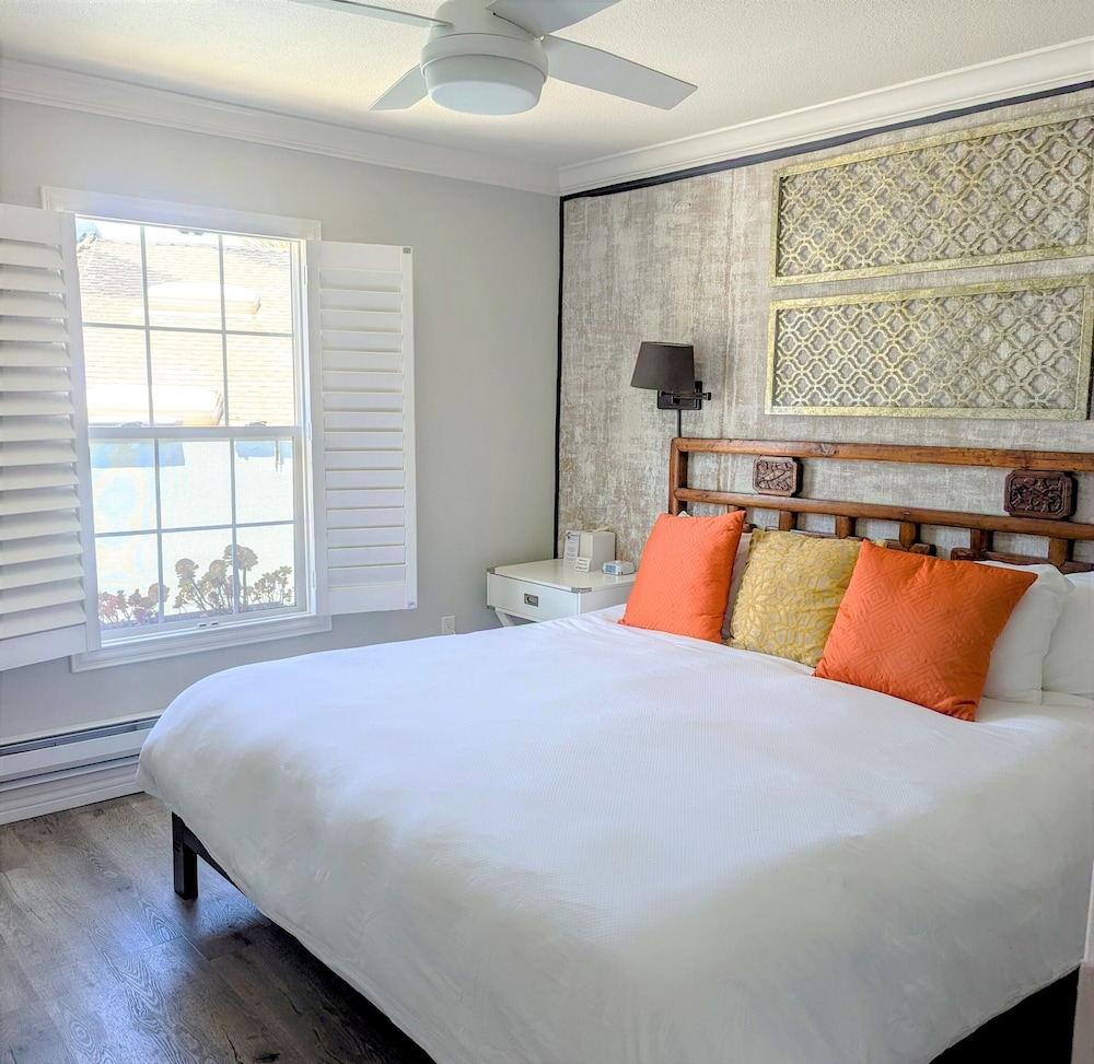 Capitola Hotel - photo 20