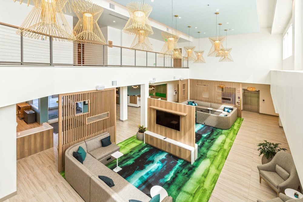 Element Denver International Airport - photo 3