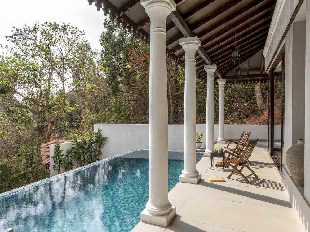 Casa Sol 1 Villa — 4-Star Luxury Hotel in Candolim, India
