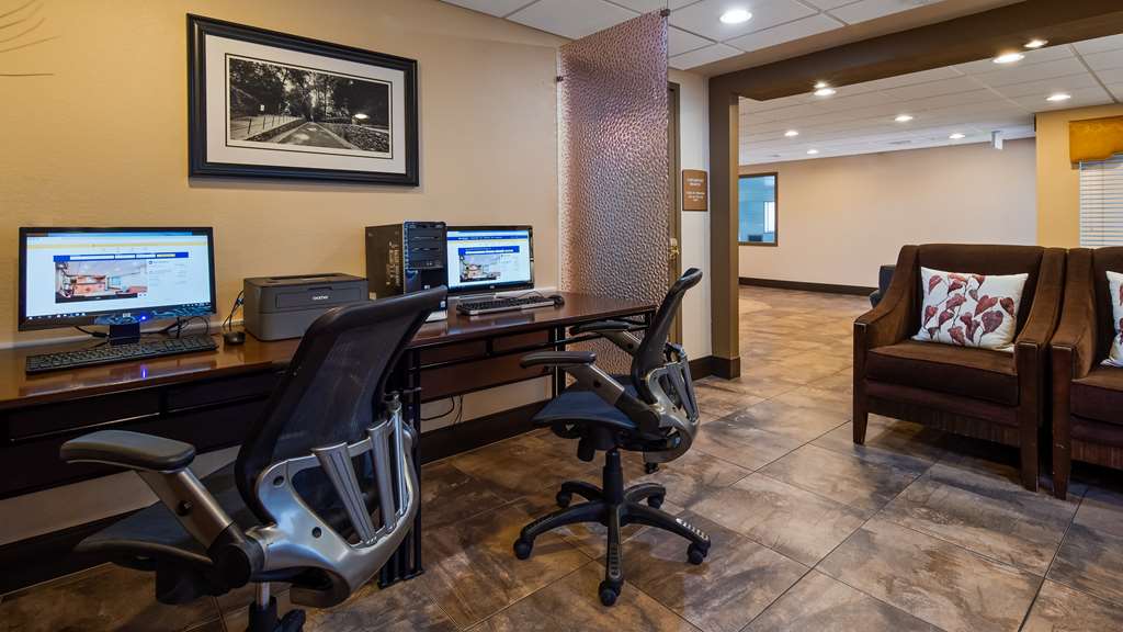 Best Western Inn & Suites - photo 4