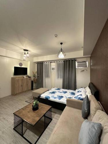 Spacious 1 Bedroom near Airport & Seaport or Pier — 4-Star Luxury Hotel in Cebu City, Philippines