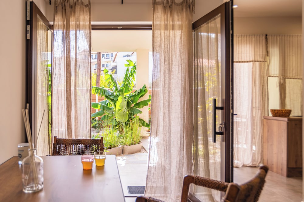 Samos Tropic Apartments — 4-Star Luxury Hotel in Samos, Greece