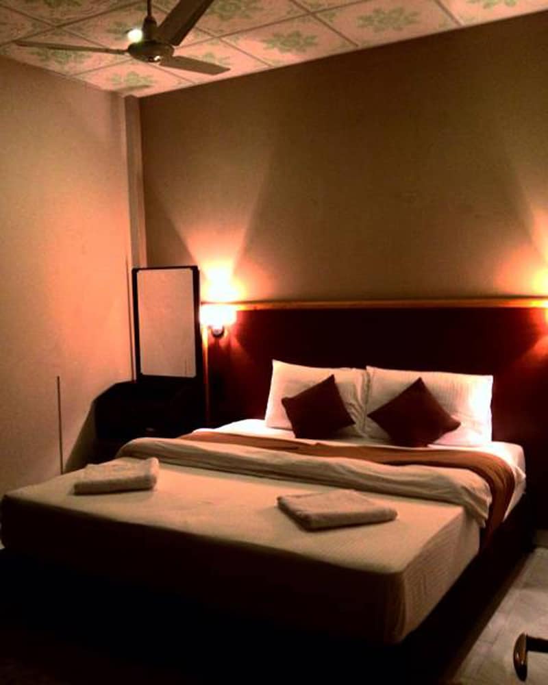 Silver Shade - last minute hotel in Male