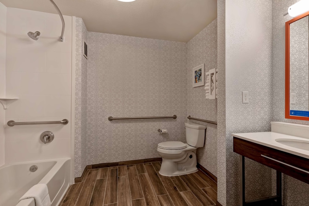 Hampton Inn & Suites Rohnert Park Sonoma County - photo 12