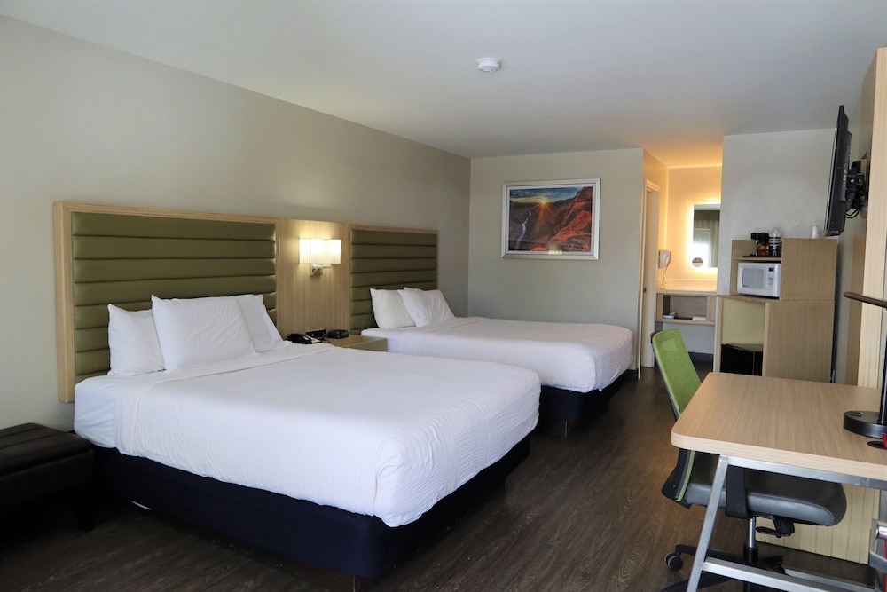 GreenTree Inn Flagstaff - photo 11