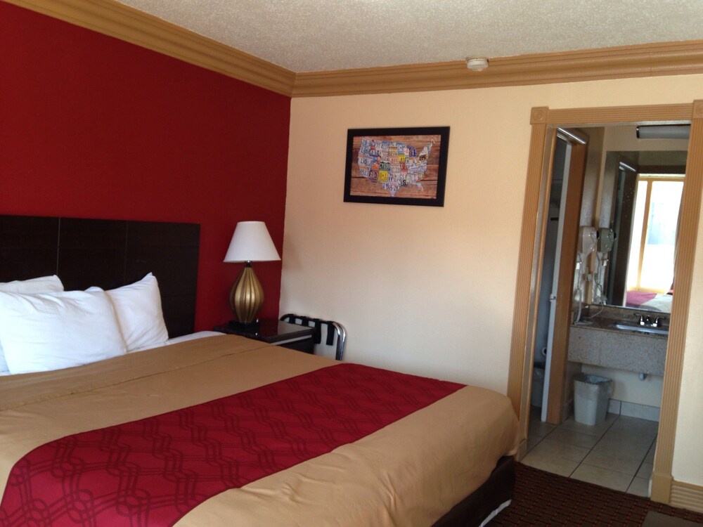 Parkway Inn of Birmingham - photo 7