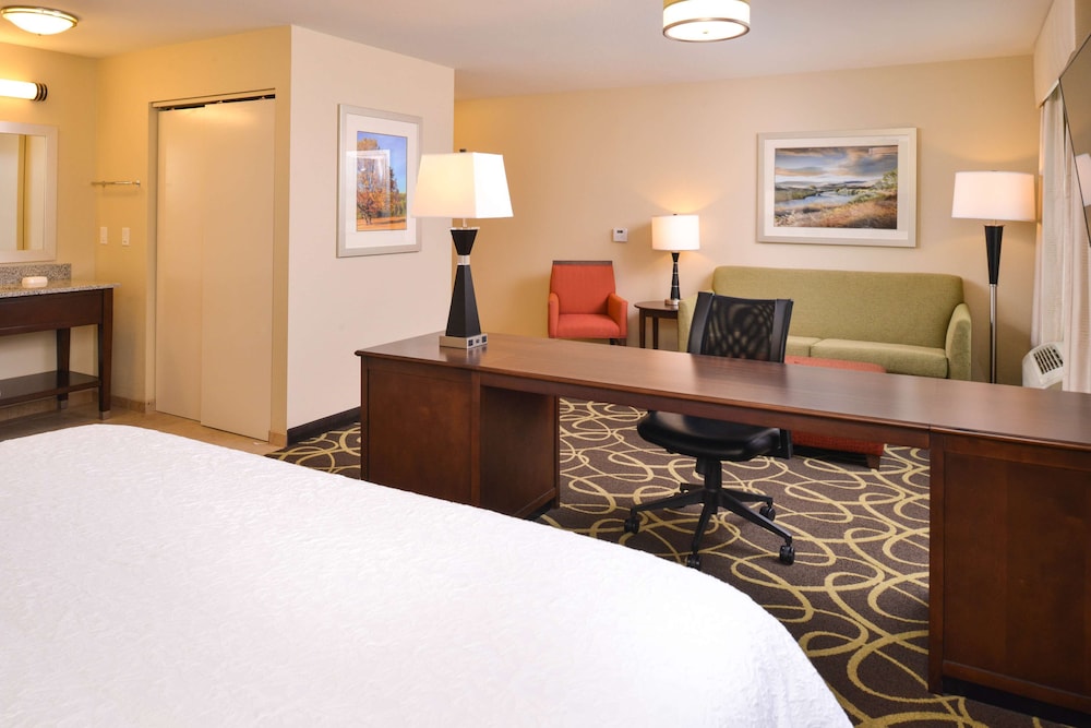 Hampton Inn Omaha Midtown Aksarben Area - photo 25