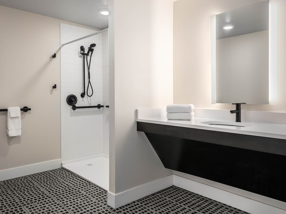 Hotel Indigo St Louis Central West End by IHG - photo 13