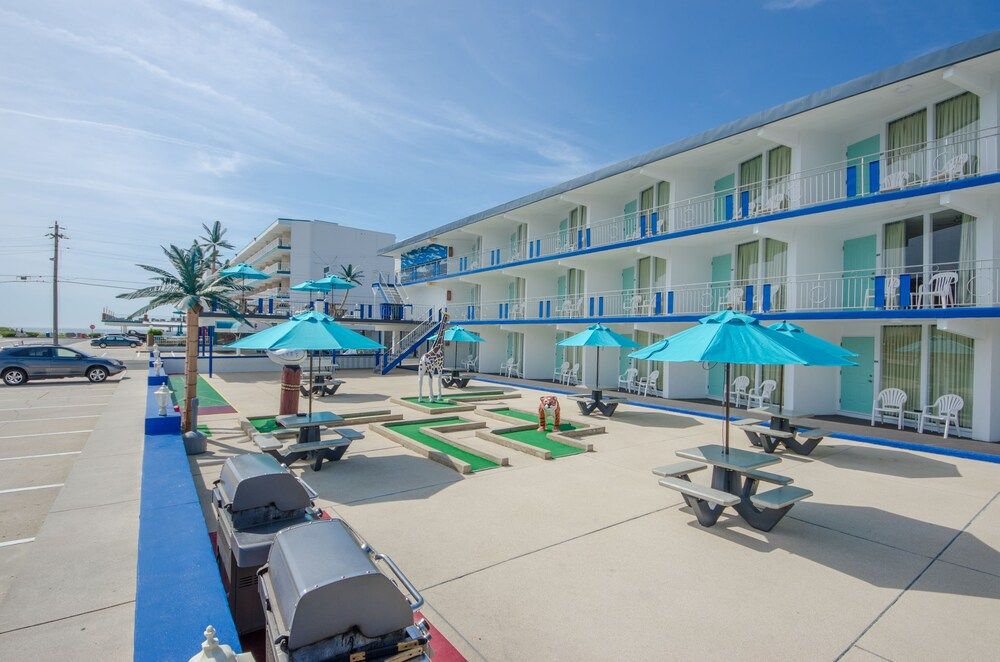 Compass Family Resort - photo 18