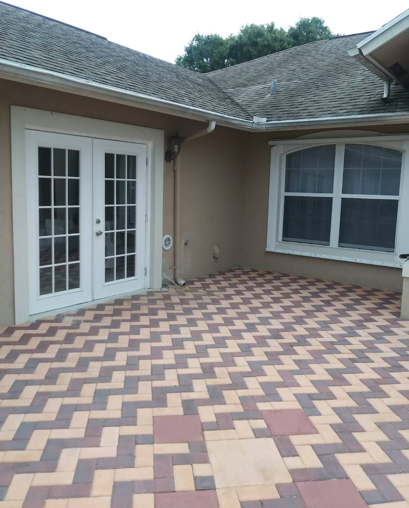 Room private Studio Retreat in Vero Beac in Vero Beach, United States