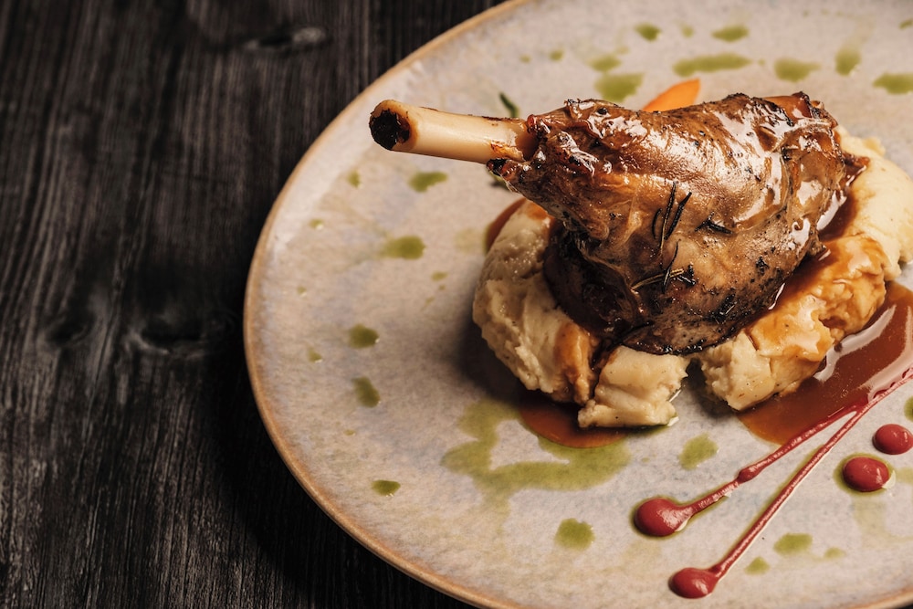 מזון ומשקאות