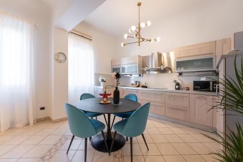 Elegant Suite Central Florence — 4-Star Luxury Hotel in Florence, Italy