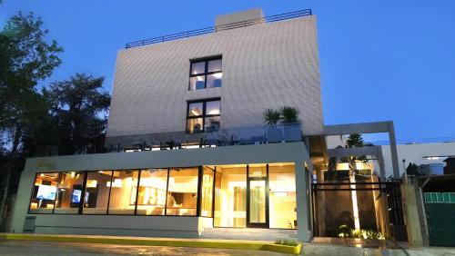 Ferrol Apart Hotel — hotel in Funes
