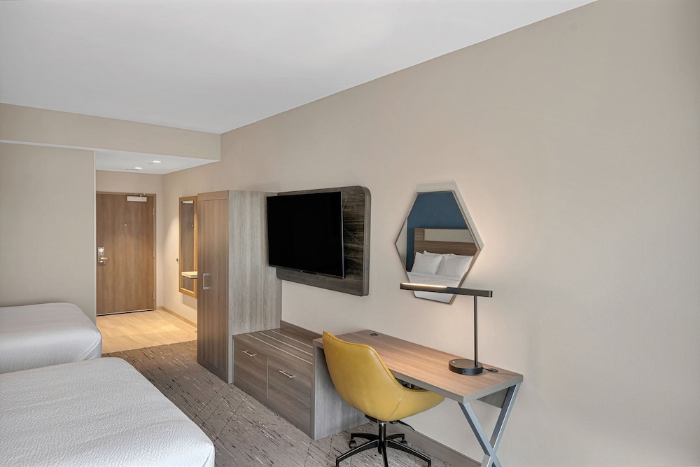 Holiday Inn Express & Suites Fort Walton Beach Eglin Area by IHG - photo 9