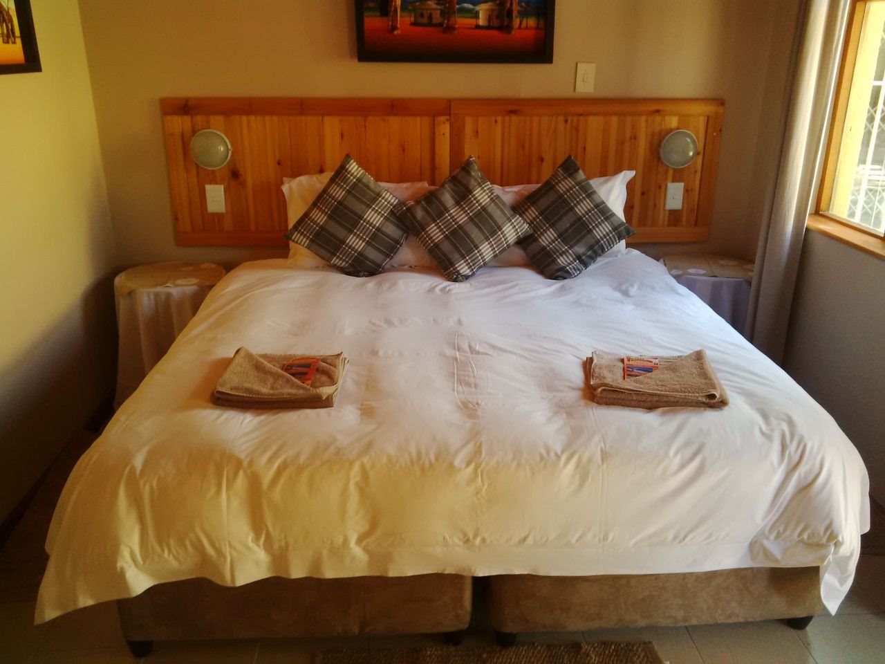 Flintstones Guest House Cape Town