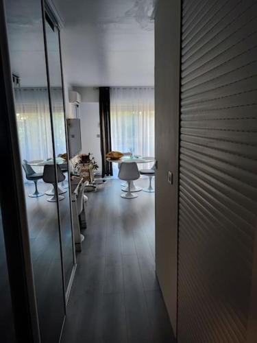 Studio 31 M - carbon neutral hotel in Nice