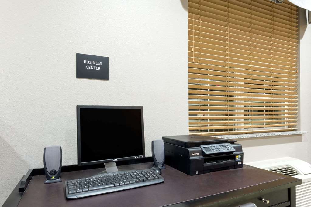 Super 8 by Wyndham Colorado City - photo 14
