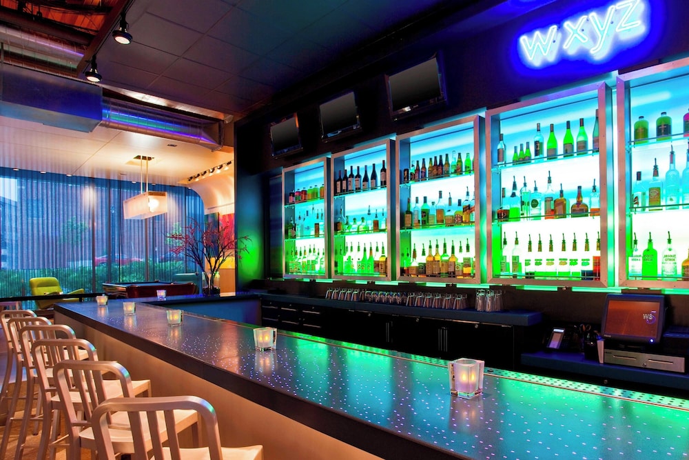 Aloft Milwaukee Downtown - photo 36