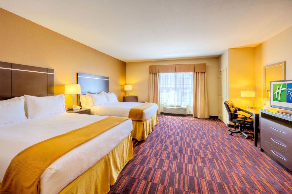 Holiday Inn Express & Suites Granbury by IHG - photo 6