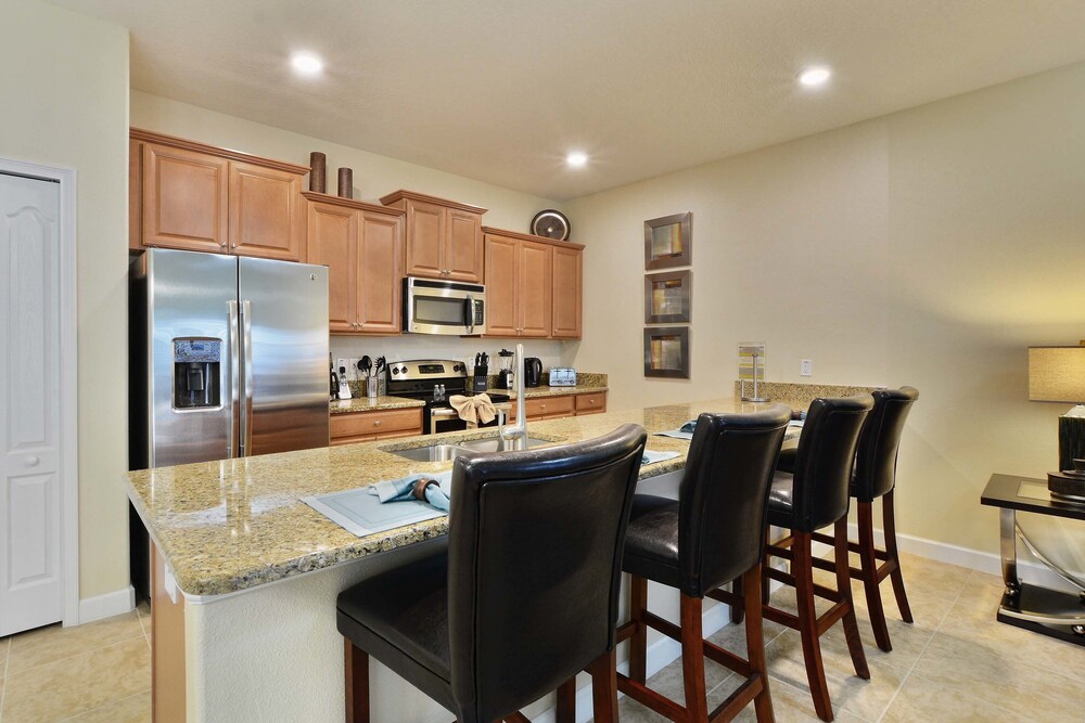 In the Heart of Kissimmee Storey Lake Resort 4bd 3ba Pool Townhome #4sl4857 - photo 13
