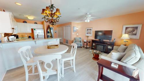 South Beach Ocean Condos S 06 by Tybee Beach Vacation Rentals — 4-Star Luxury Hotel in Tybee Island, United States