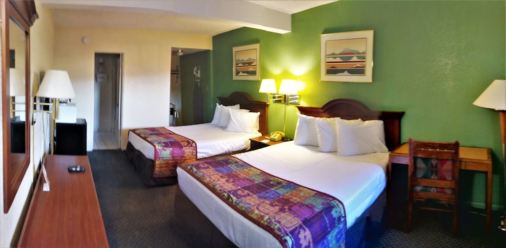 Desert Inn - featured photo